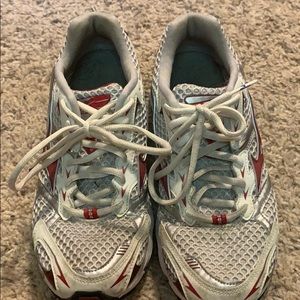 Mizuno wave Rider 13